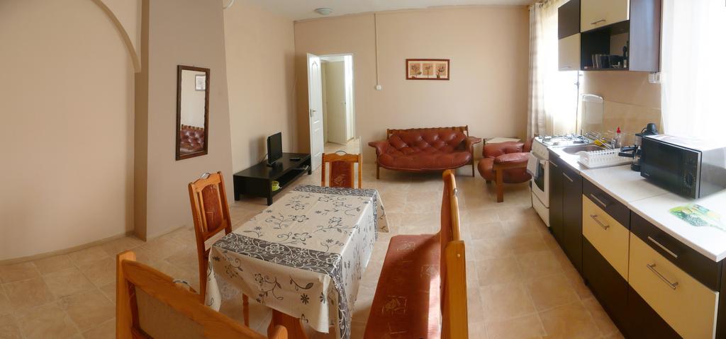 Orchidea Apartman Тата Номер фото